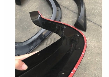 Mitsubishi Triton L200 2019 Wheel Arch Flares / Modified Fender Flares 4x4 Accessories